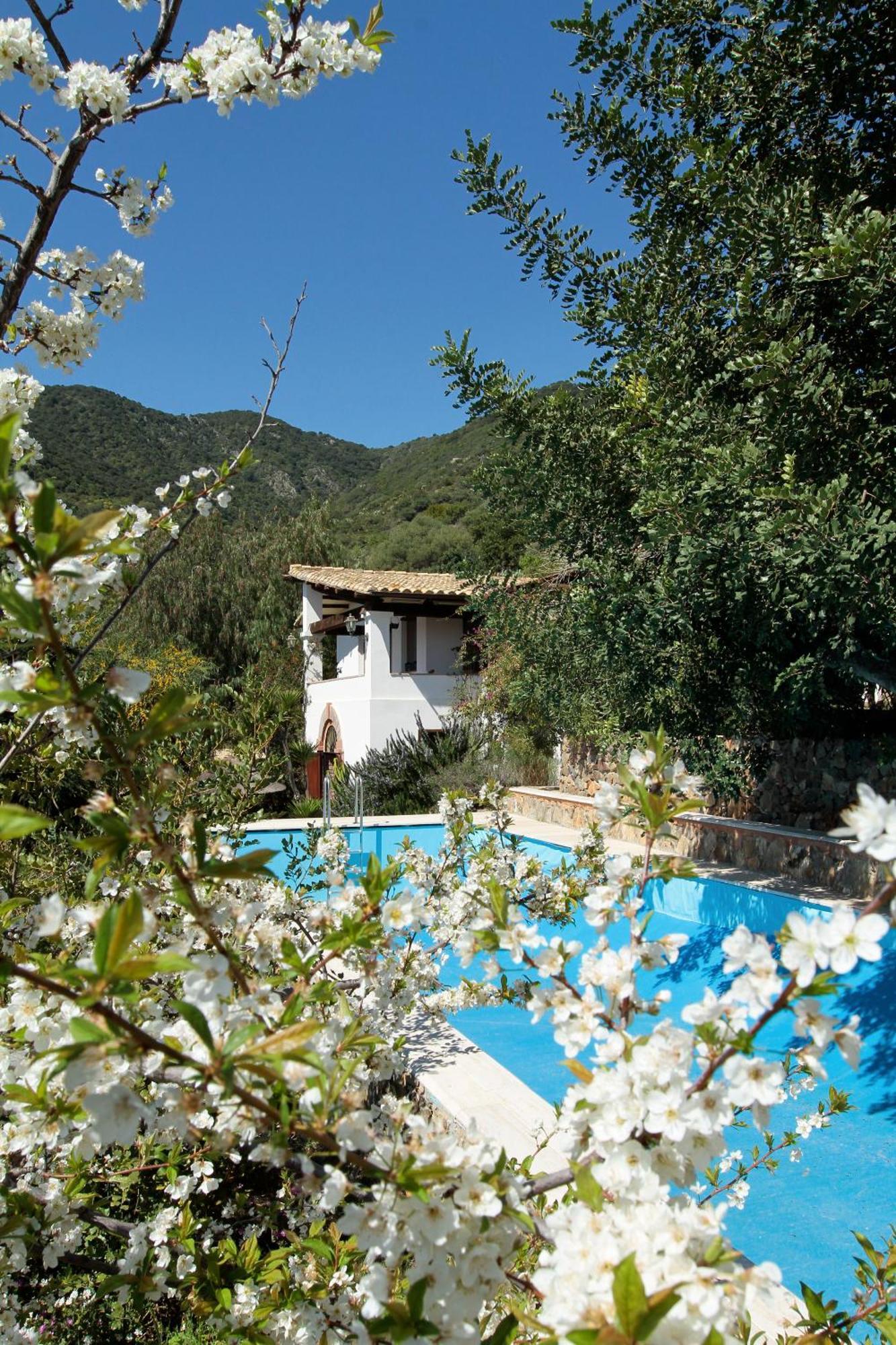 Hotel Rio Molas Muravera Exterior photo